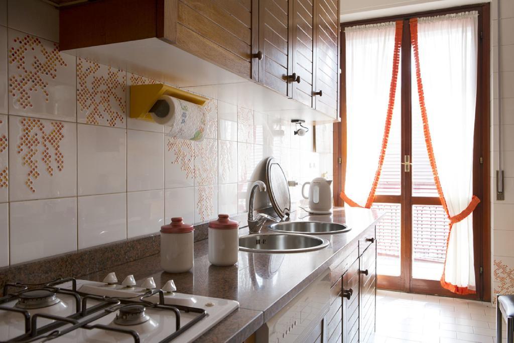 Fiera Monterosa 11 Apartment Milan Ruang foto